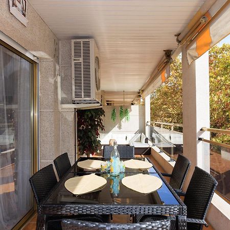Uhc Michelangelo Apartments Salou Bagian luar foto