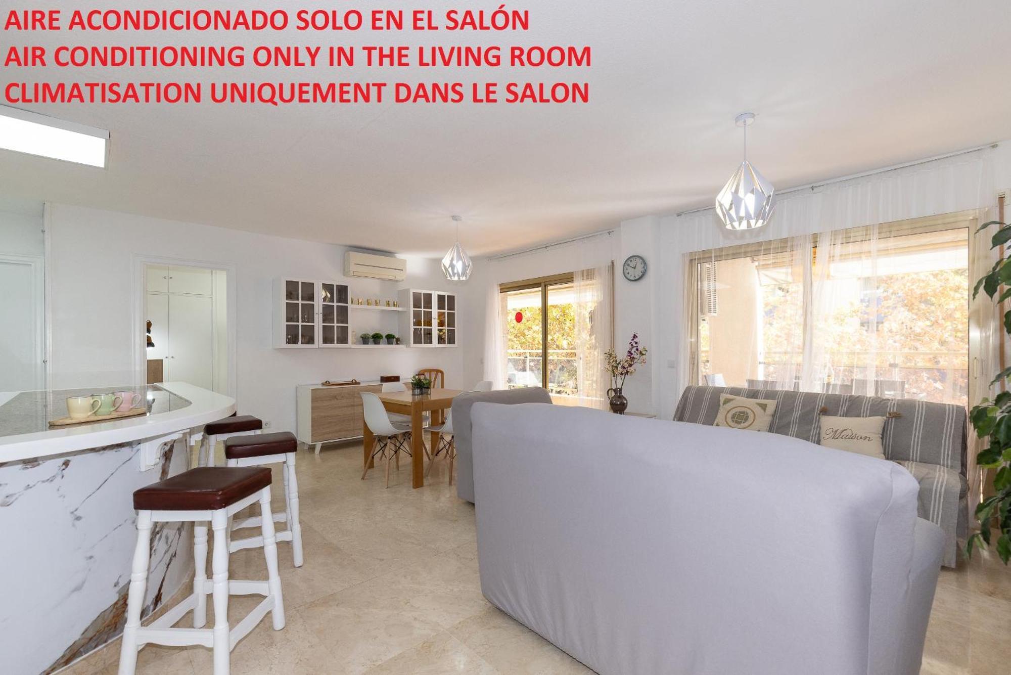 Uhc Michelangelo Apartments Salou Bagian luar foto