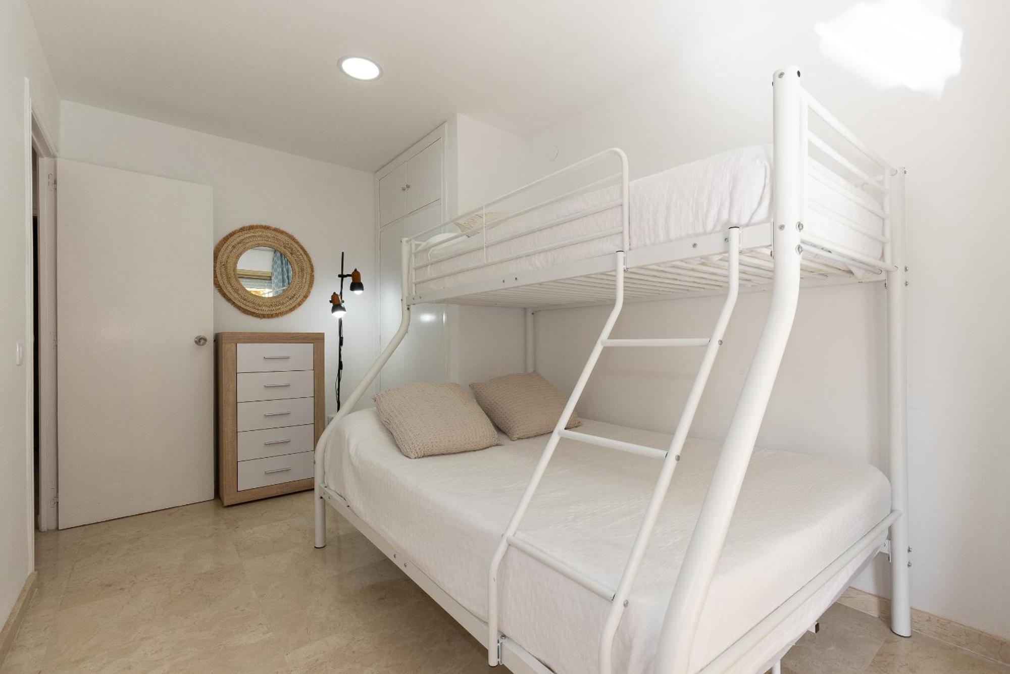 Uhc Michelangelo Apartments Salou Bagian luar foto