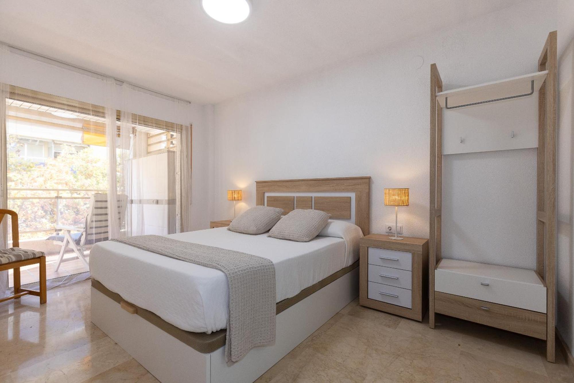 Uhc Michelangelo Apartments Salou Bagian luar foto
