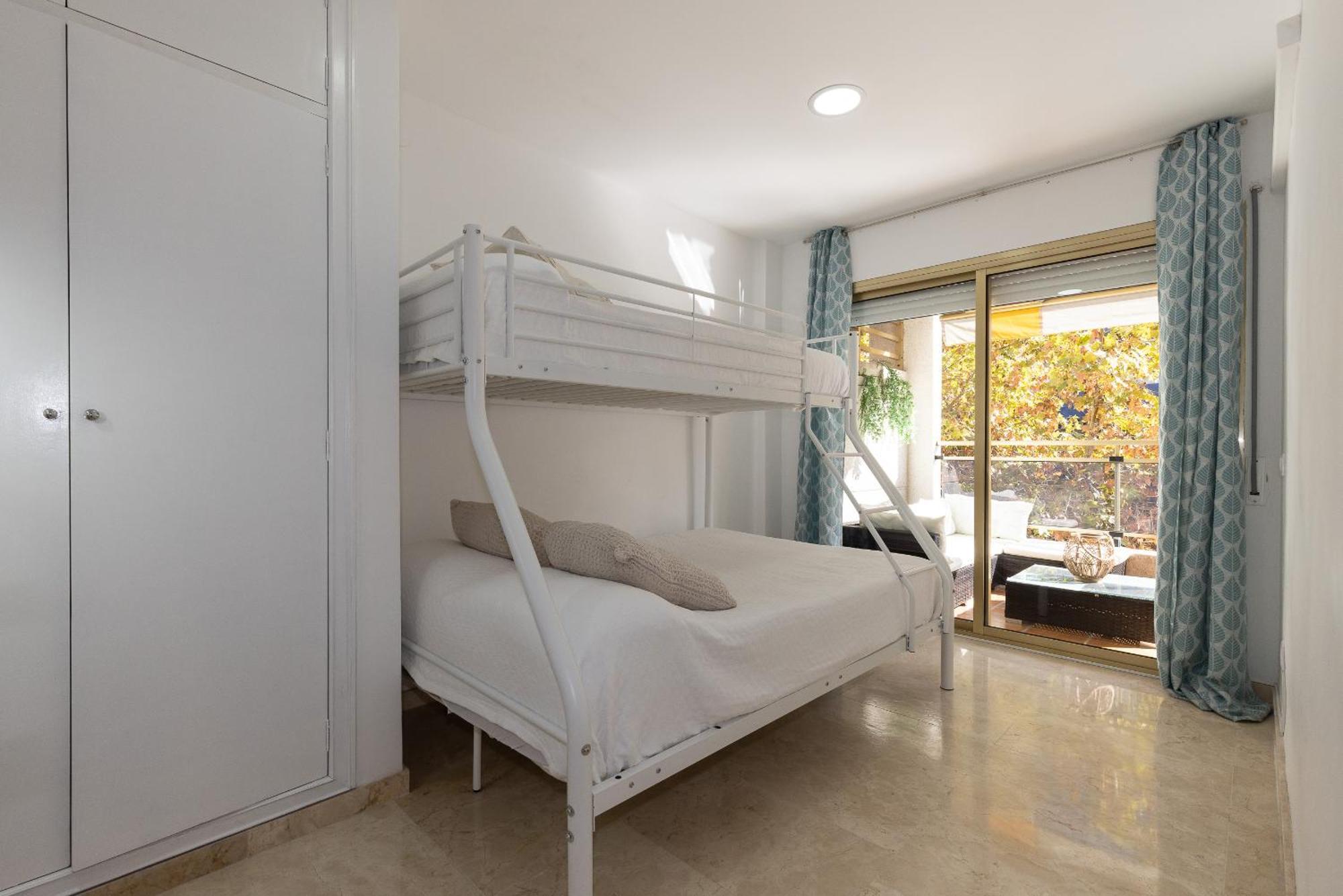 Uhc Michelangelo Apartments Salou Ruang foto